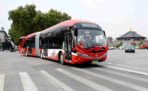 車靚，服務(wù)也靚